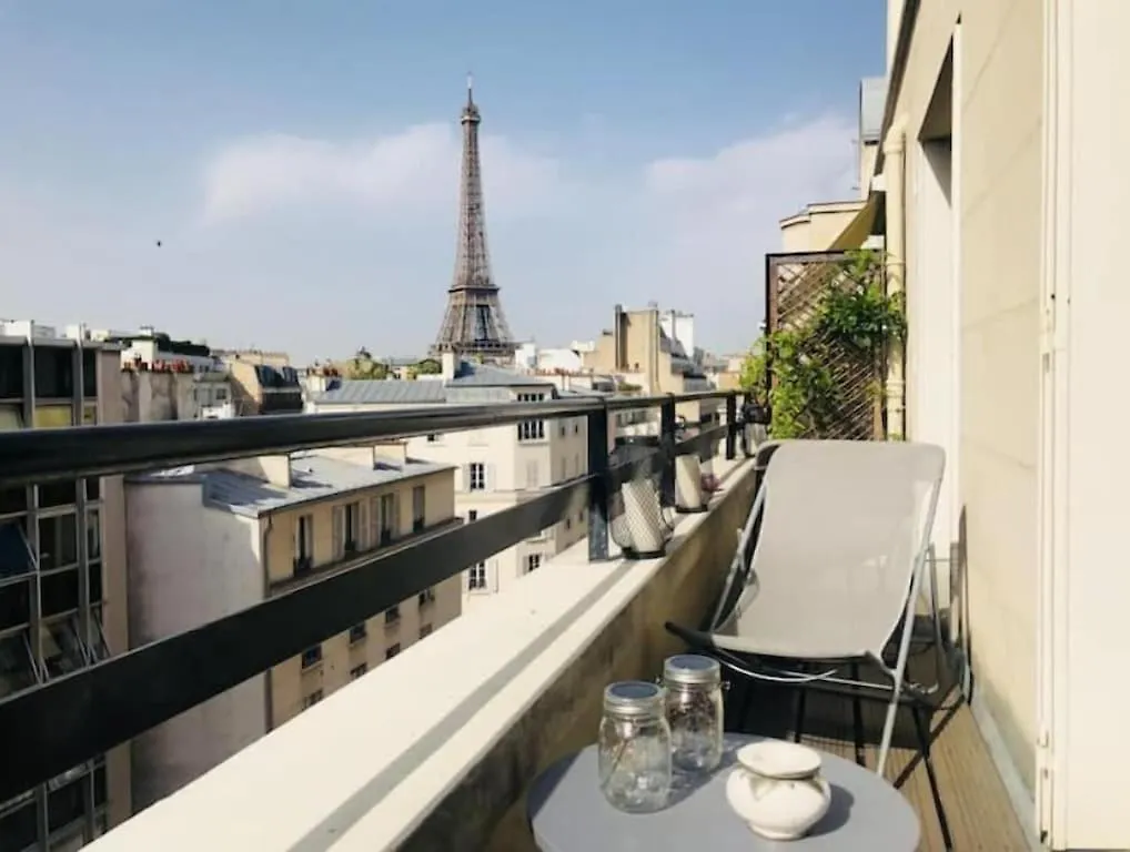 Apartment Terrace - Eiffel Tour Vue Paris France